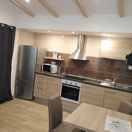 דירה Morovi Dvori דראגה