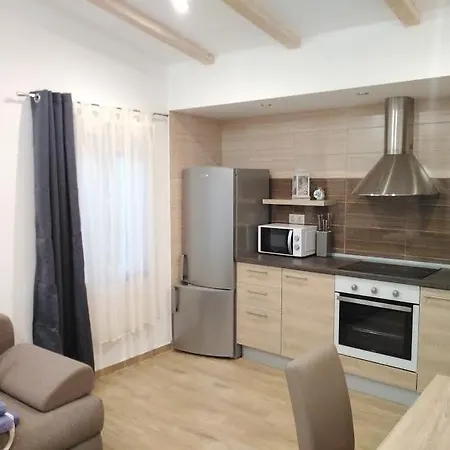 דירה Morovi Dvori *