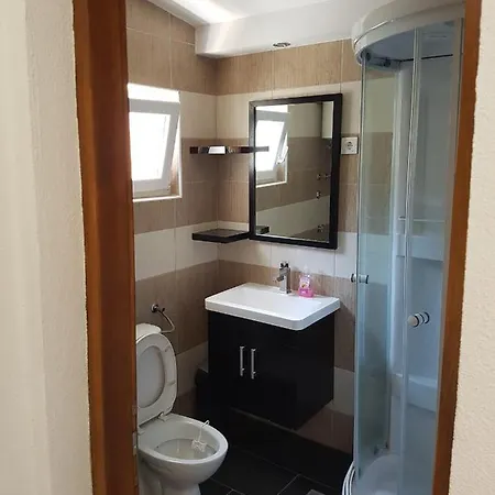 Morovi Dvori * Drage